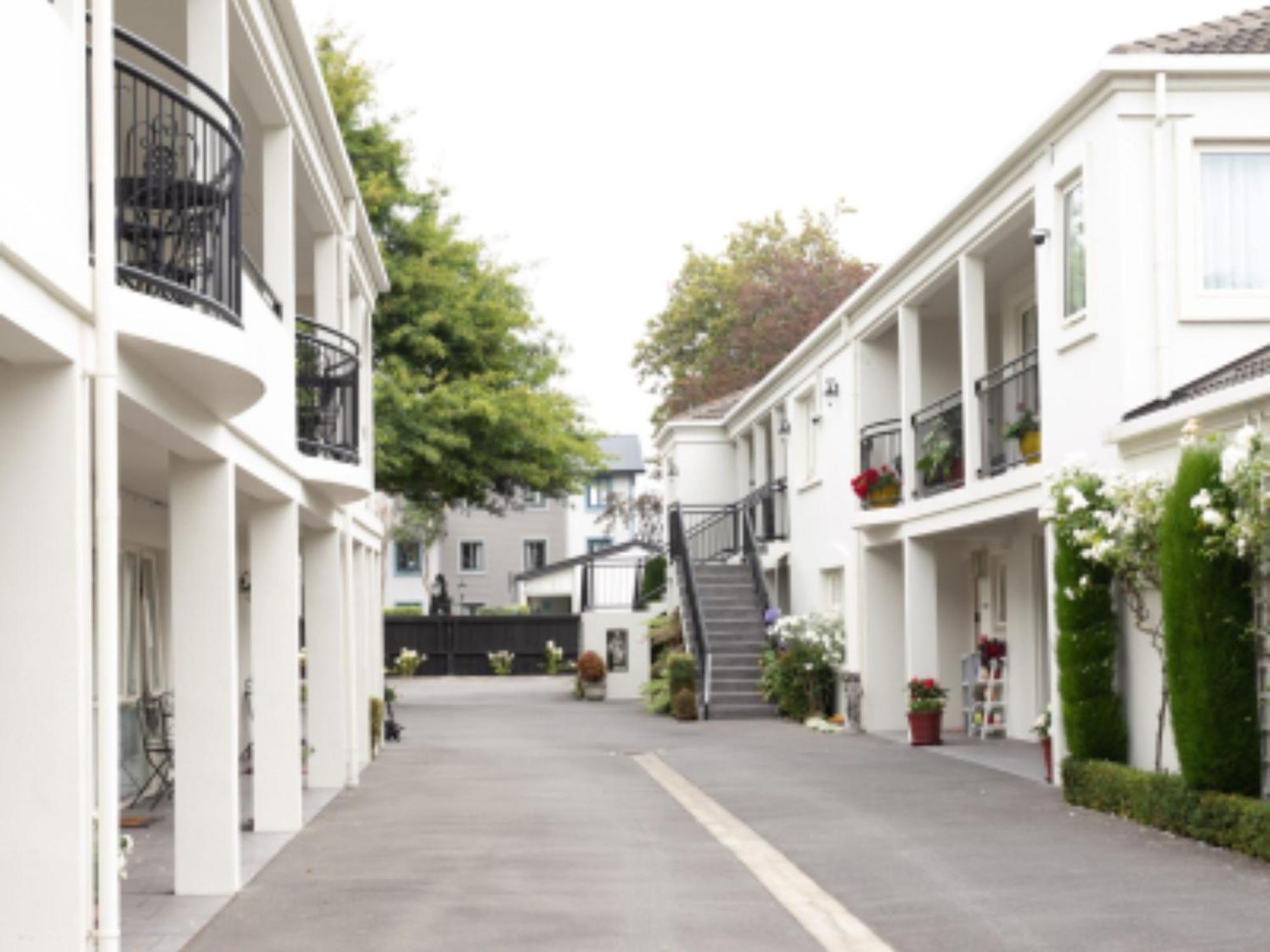 The Milano Christchurch Bagian luar foto